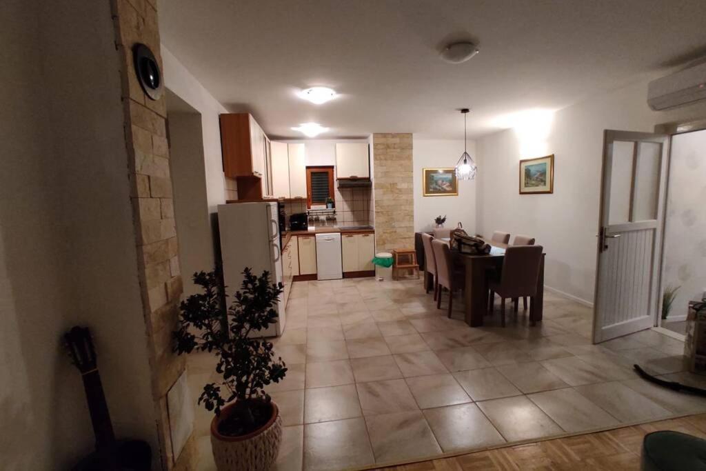 Kuca Za Odmor M&J Villa Benkovac Exterior photo