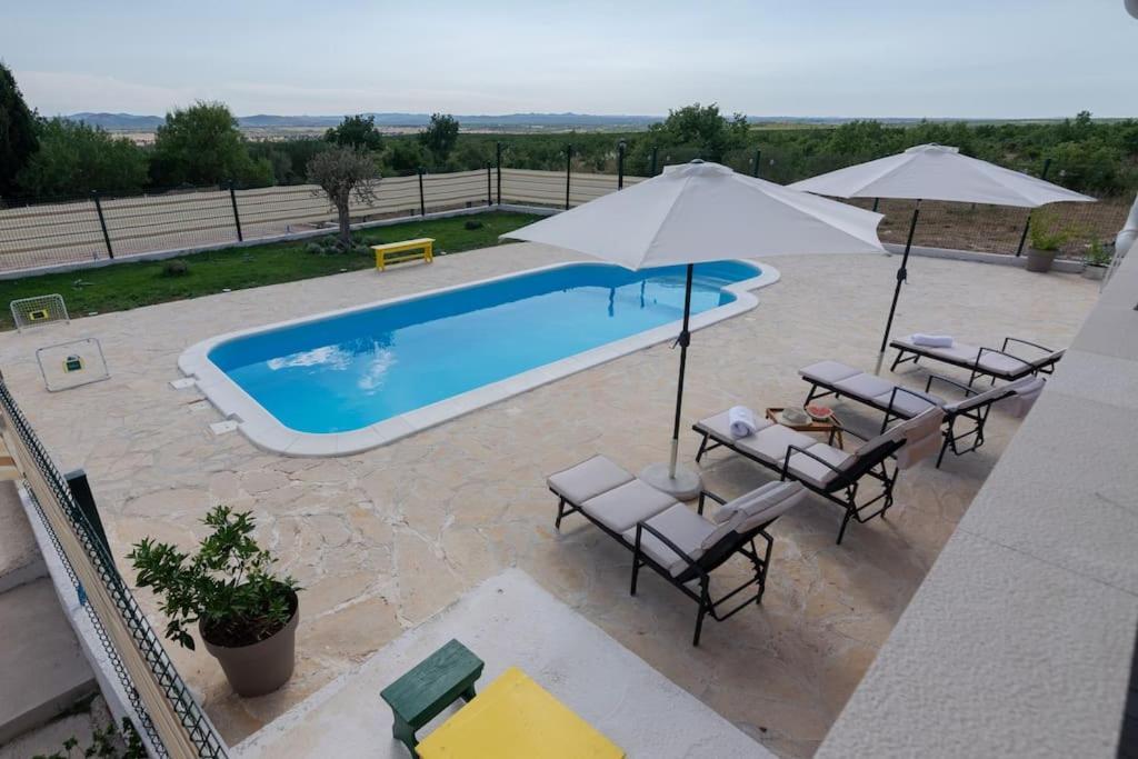 Kuca Za Odmor M&J Villa Benkovac Exterior photo