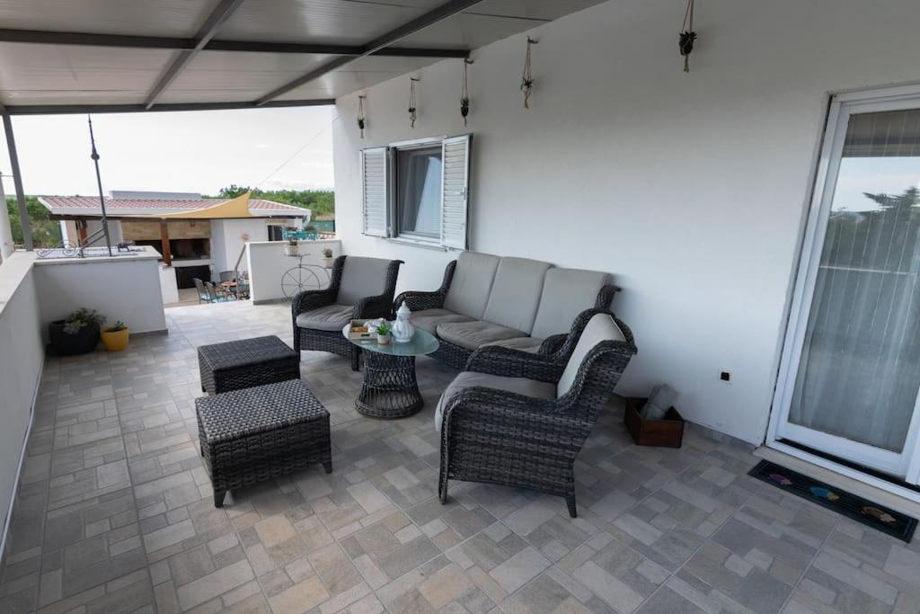 Kuca Za Odmor M&J Villa Benkovac Exterior photo