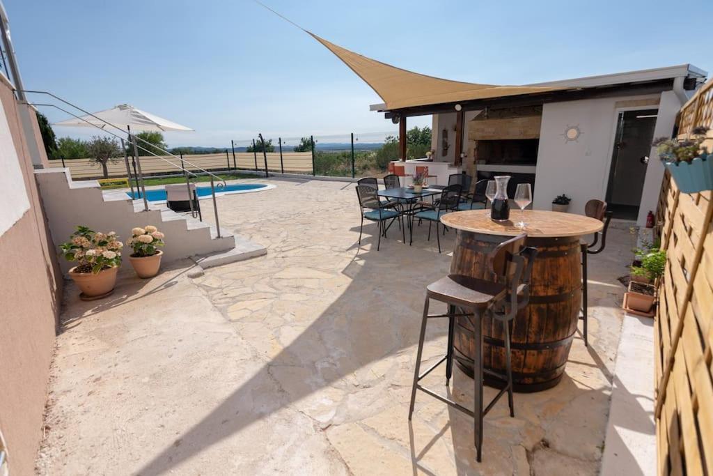 Kuca Za Odmor M&J Villa Benkovac Exterior photo